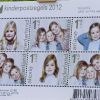 Les princesses Catharina-Amalia, Alexia et Ariane ont servi de modèles pour les timbres caritatifs 2012.
Le prince Willem-Alexander des Pays-Bas lançait le 25 septembre 2012 l'opération Kinderpostzegels (les timbres pour les enfants).