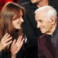 Carla Bruni : Entourée des plus grands artistes pour Charles Aznavour