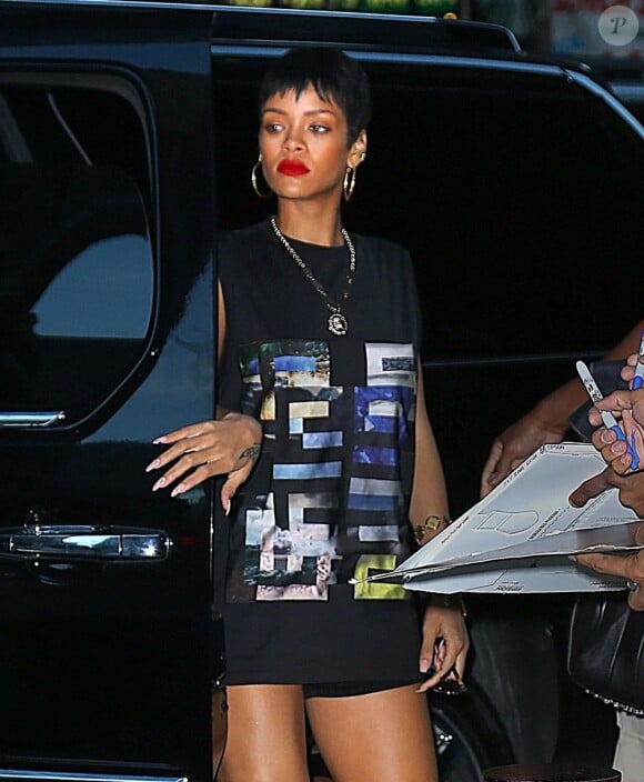 Rihanna sortant d'un hôtel new-yorkais, le 1er octobre 2012.