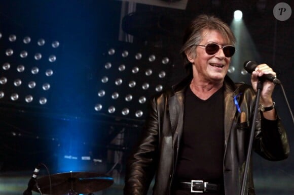 Jacques Dutronc en concert à La Courneuve, le 12 septembre 2010.