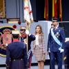 La princesse Letizia et le prince Felipe d'Espagne lors du défilé militaire de la fête nationale de l'Espagne le 12 octobre 2012
