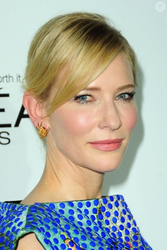 Cate Blanchett très en beauté à la 19ème soirée annuelle ELLE Women à Hollywood le 15 octobre 2012.