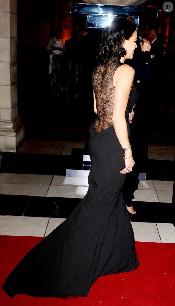Michelle Rodriguez torride en robe noire au dîner de gala V&A Hollywood Costume mardi 16 octobre à Londres.