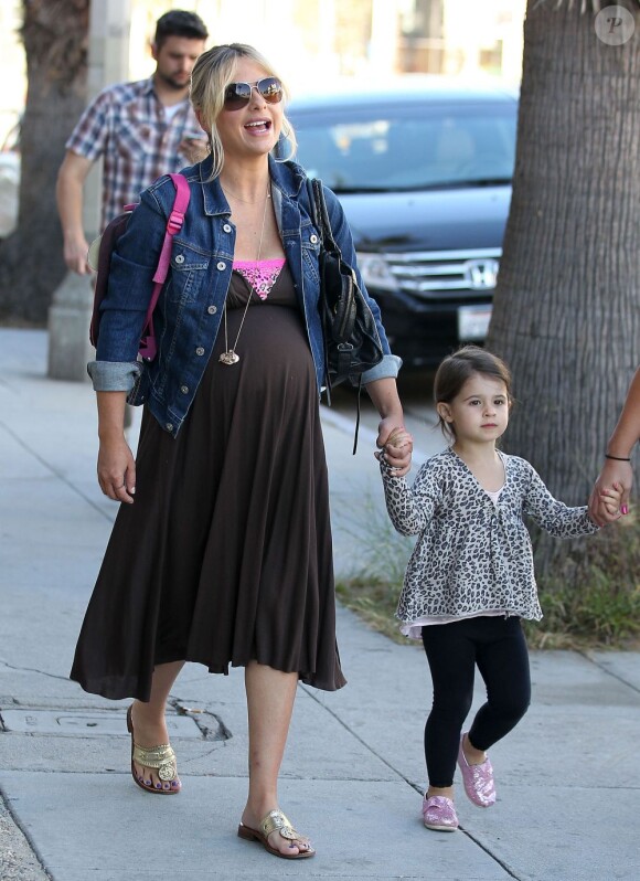 Sarah Michelle Gellar enceinte et sa fille Charlotte à Beverly Hills le 14 septembre 2012.