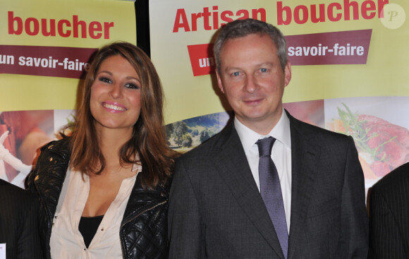 Laury Thilleman et Bruno Le Maire, au Pot-au-feu des célébrités, organisé à Paris dans le cadre de la Semaine du Goût, le jeudi 18 octobre 2012.