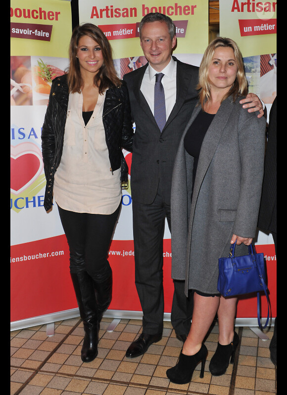 Laury Thilleman, Bruno Le Maire et Sophie Favier, au Pot-au-feu des célébrités, organisé à Paris dans le cadre de la Semaine du Goût, le jeudi 18 octobre 2012.