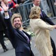 Le prince Guillaume aux anges juste avant son mariage civil à l'Hôtel de Ville de la capitale, le 19 octobre 2012.