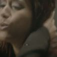 Amel Bent, dans le clip  Ma Chance .