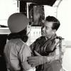La princesse Norodom Monineath Sihanouk et le prince Norodom Sihanouk, futur roi du Cambodge, dans son film Crépuscule, en 1969.