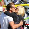 Gwen Stefani et Gavin Rossdale très amoureux lors d'une sortie en famille avec leurs enfants Kingston et Zuma chez Shawn's Pumpkin Patch à Los Angeles le 21 octobre 2012