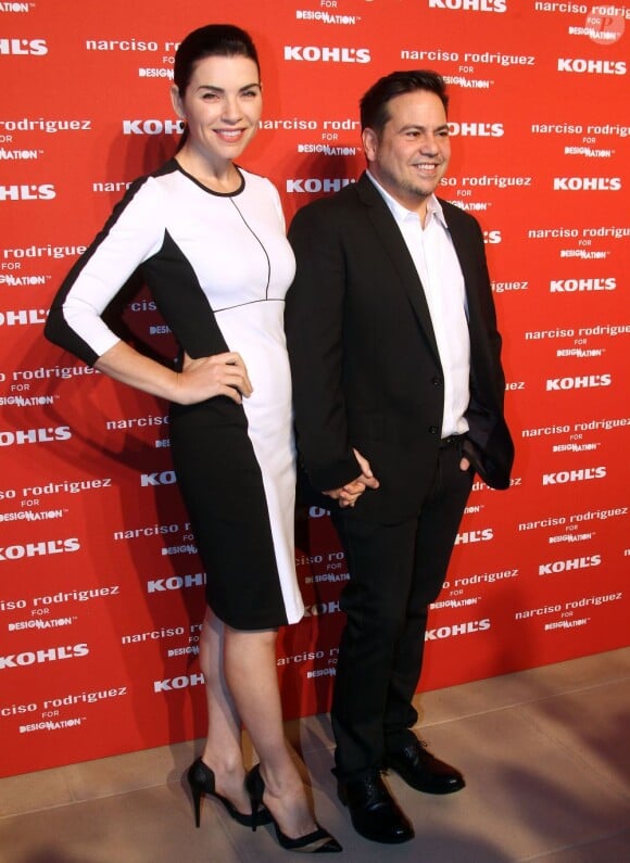 Julianna Margulies et le créateur Narciso Rodriguez, complices à la soirée de lancement Kohl's et Narciso Rodriguez à New York le 22 octobre 2012