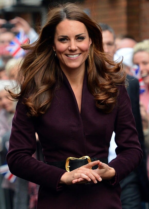 Kate Middleton a été élue beauté la plus naturelle de Grande-Bretagne, selon un sondage commandé par la marque St. Ives publié le 25 octobre 2012.