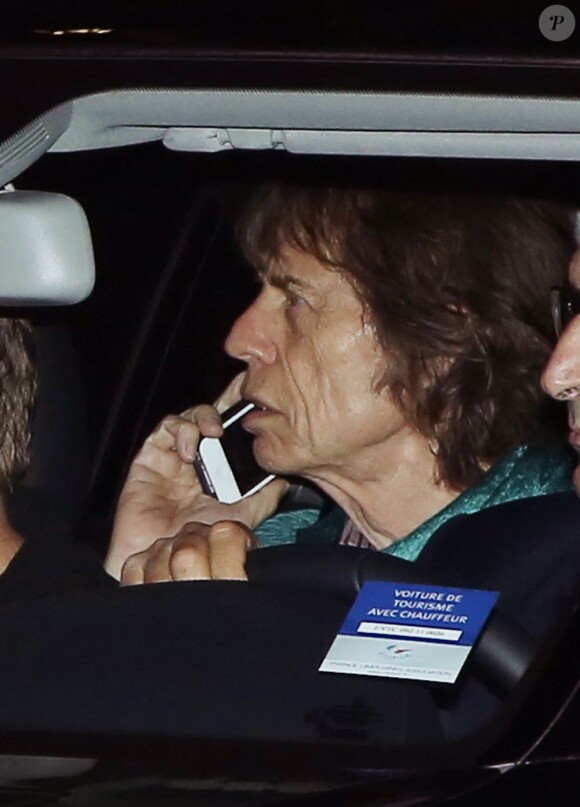 Mick Jagger arrive au concert au Théâtre Mogador à Paris le 29 Octobre 2012.