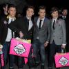 Les finalistes de X Factor, Union J à la soirée Cosmopolitan Ultimate Woman of the Year awards à Londres, le 30 octobre 2012.