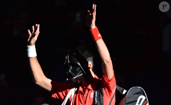 Novak Djokovic comptait sur le côté obscur de la force pour réussir son entrée en lice dans le tournoi de Paris Bercy face à Sam Querrey le 31 octobre 2012