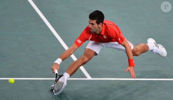 Novak Djokovic s'est malheureusement incliné lors de son entrée en lice dans le tournoi de Paris Bercy face à Sam Querrey le 31 octobre 2012