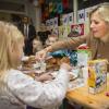 La princesse Maxima des Pays-Bas le 1er novembre 2012 dans une école de Leidschendam pour la campagne nationale de promotion du petit déjeuner.