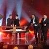 Anthony Kavanagh entouré d'Ary Abittan et Guy Lecluyse sur le plateau de l'émission Le Plus Grand Cabaret du Monde, le 2 octobre, diffusion le 1er décembre 2012.