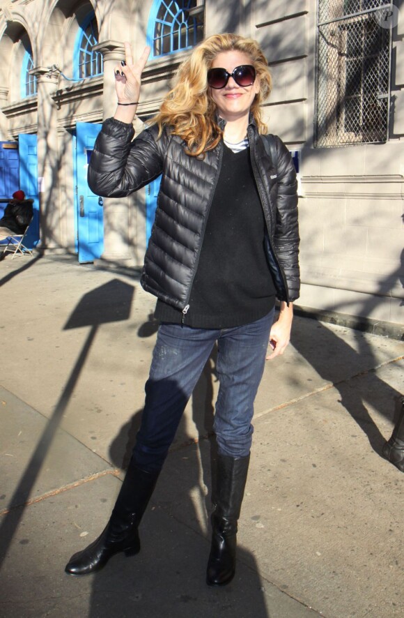 Kristen Johnston fière d'avoir voté à New York le 6 novembre 2012.