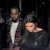 Kim Kardashian et Kanye West quittent le restaurant Hakkasan. Londres, le 8 novembre 2012.