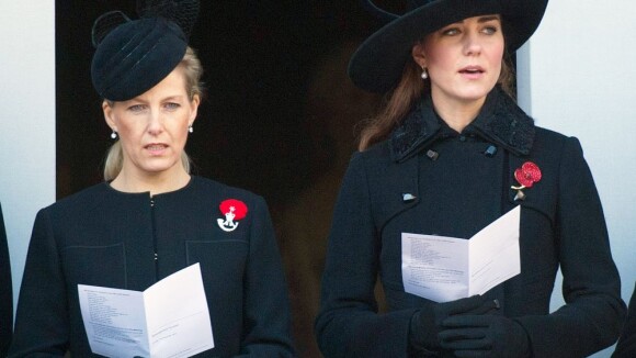 Kate Middleton et Sophie de Wessex recueillies pour le Dimanche du Souvenir 2012