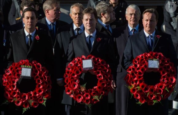 Ed Miliband, Nick Clegg et David Cameron lors des célébrations du Remembrance Sunday (Dimanche du Souvenir), au cénotaphe de Londres le 11 novembre 2012.