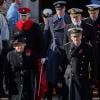 La famille royale, menée par Elizabeth II et le prince Philip, lors des célébrations du Remembrance Sunday (Dimanche du Souvenir), au cénotaphe de Londres le 11 novembre 2012.
