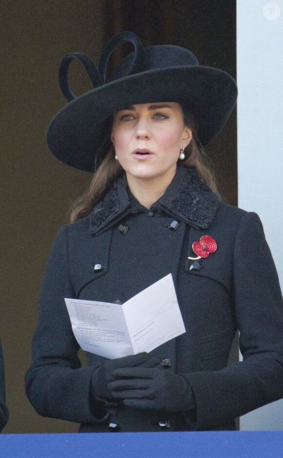 La duchesse de Cambridge lors des célébrations du Remembrance Sunday (Dimanche du Souvenir), au cénotaphe de Londres le 11 novembre 2012.