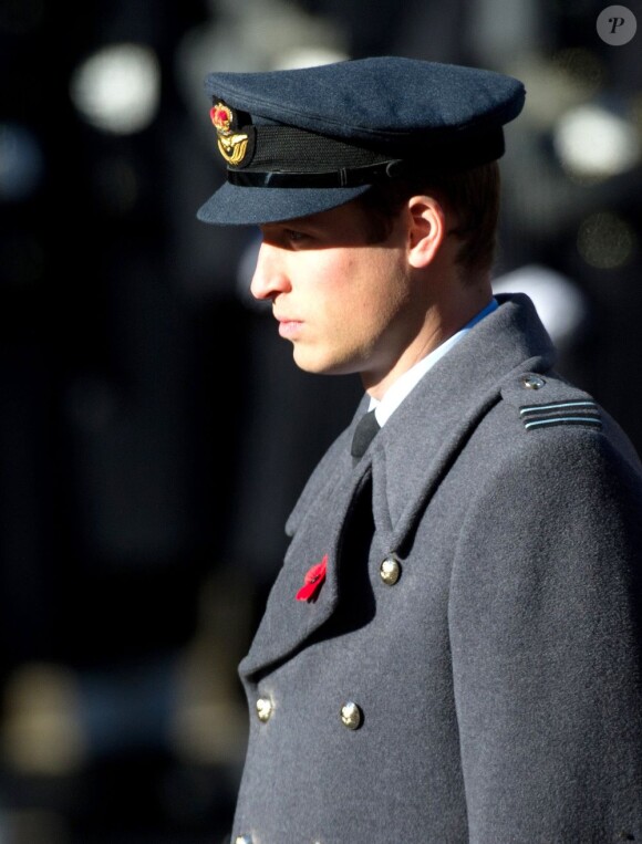 Le prince William recueilli aux célébrations du Remembrance Sunday (Dimanche du Souvenir), au cénotaphe de Londres le 11 novembre 2012.
