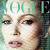 Kate Moss en couverture du Vogue Espagne dans lequel elle apparaît topless