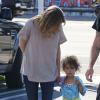 Exclusif - Ellen Pompeo et sa fille Stella déguisée en princesse à Los Angeles. Le 24 novembre 2012.