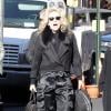 Sharon Stone très énergique sur le tournage du film Fading Gigolo à New York, le 26 novembre 2012.