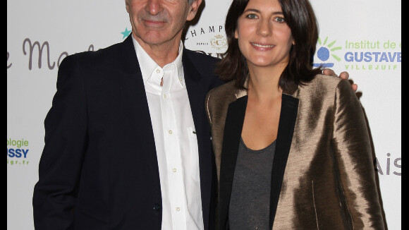 Estelle Denis met Raymond Domenech au boulot pour L'Etoile de Martin