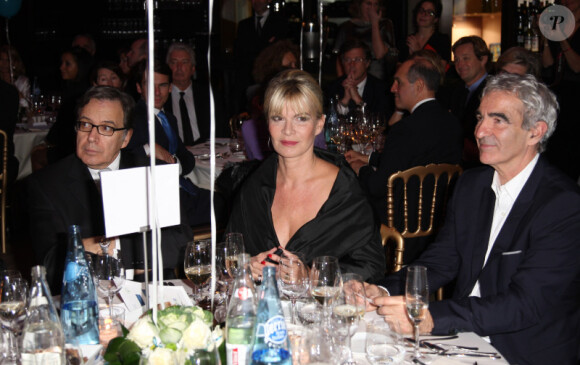 Nonce Paolini, Catherine Falgayrac et Raymond Domenech au premier dîner de Gala de L'étoile de Martin au Mini Palais à Paris, le 29 Novembre 2012.