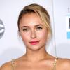 Hayden Panettiere pose à la Cérémonie annuelle des 40eme American Music Awards à Los Angeles le 18 novembre 2012.
