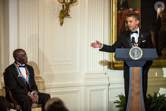 Le président Barack Obama lors de la cérémonie de remise d'honneurs au Kennedy Center à Washington le 1er décembre 2012