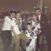 David Beckham, sa femme Victoria et leurs trois enfants Broklyn, Romeo et Cruz posent avec le trophée de la MLS obtenu le 1er décembre 2012 à Los Angeles