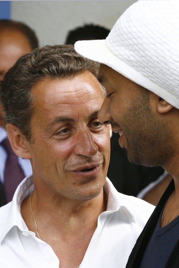 Nicolas Sarkozy et le rappeur Doc Gyneco à Marseille, le 2 septembre 2006.