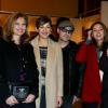 Jean-Luc Romero, Valérie Trierweiler, Marion Cotillard, Melissa Theuriau, Benoît Pourtau (du groupe La Jarry) et les parents de Florence, Bernard et Charlotte Cassez - Inauguration de l'exposition des toiles de Florence Cassez à la mairie du douzième arrondissement de Paris, le 6 décembre 2012.