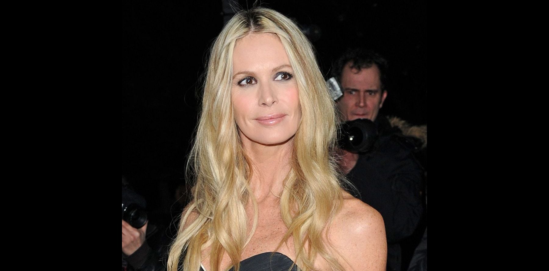 Elle Macpherson Glamour Et Sexy Pour Le Prince Charles Purepeople elle-macpherson-glamour-et-sexy-pour-le-prince-charles-purepeople
