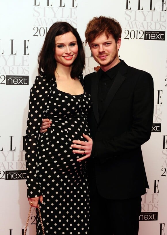 Sophie Ellis-Bextor, enceinte de son troisième enfant, et son mari Richard Jones en février 2012