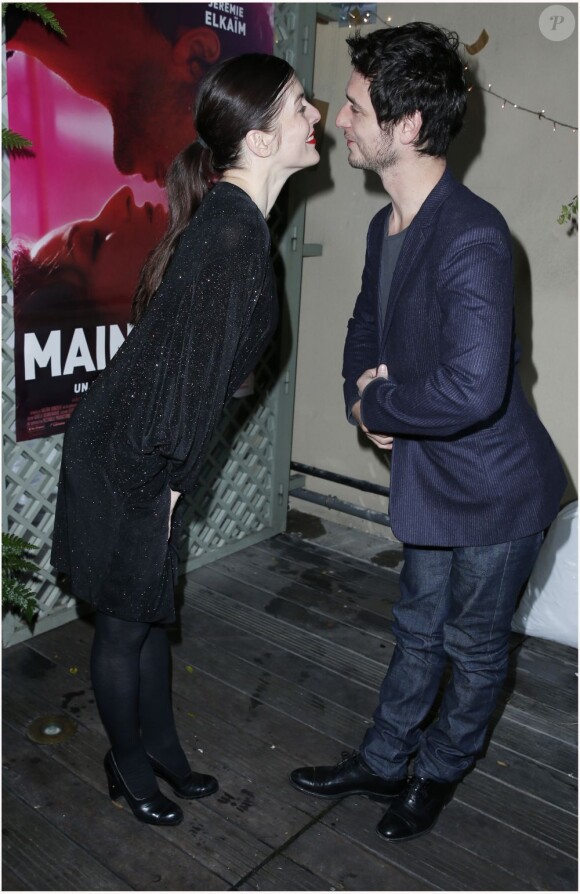 Jérémie Elkaim et Valérie Donzelli lors de l'avant-première du film Main dans la Main au cinéma du Panthéon à Paris le 10 décembre 2012