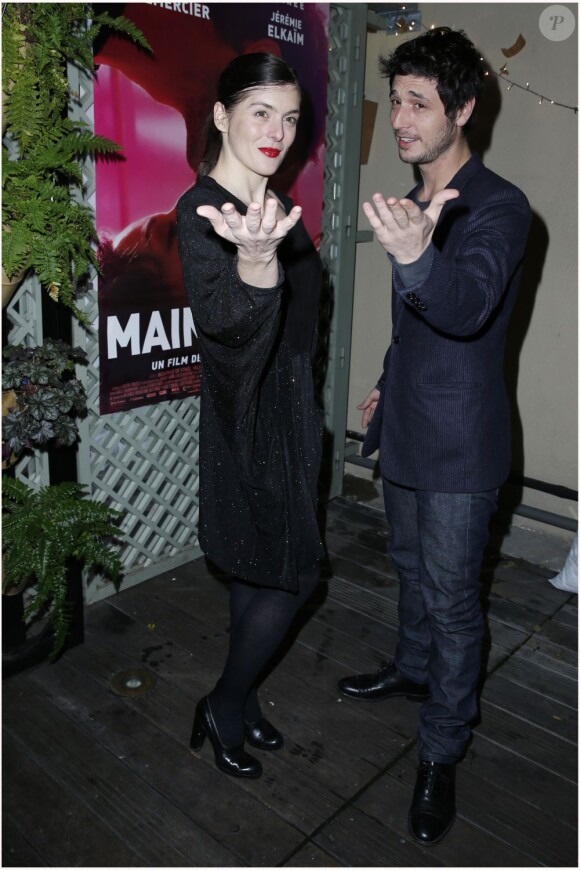 Jérémie Elkaim et Valérie Donzelli lors de l'avant-première du film Main dans la Main au cinéma du Panthéon à Paris le 10 décembre 2012
