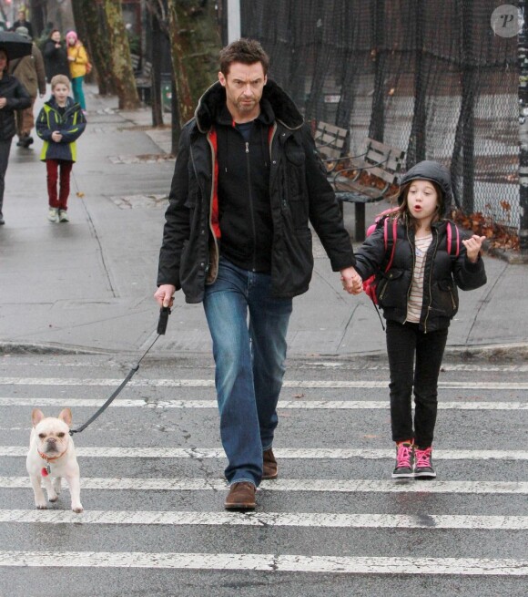 Hugh Jackman est allé chercher sa fille Ava à la sortie de l'école à New York le 10 décembre 2012.