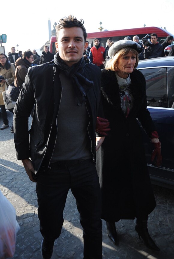 Orlando Bloom et sa maman Sonia en 2011 à Paris