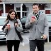 Jennifer Garner et son mari Ben Affleck emmènent leurs filles Violet et Seraphina faire du shopping à Brentwood, le 16 décembre 2012. Le couple est visiblement toujours aussi complice. Le couple a pris son petit-déjeuner en tête à tête.