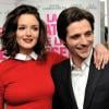 Une divine Charlotte Le Bon au côté du beau Raphaël Personnaz lors de l'avant-première de La stratégie de la poussette de Clément Michel au cinéma le St Germain à Paris, le 18 décembre 2012.