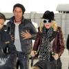 Gwen Stefani et Gavin Rossdale arrivent à l'aéroport de Los Angeles avec leurs deux garçons Kingston et Zuma. Le 21 décembre 2012.