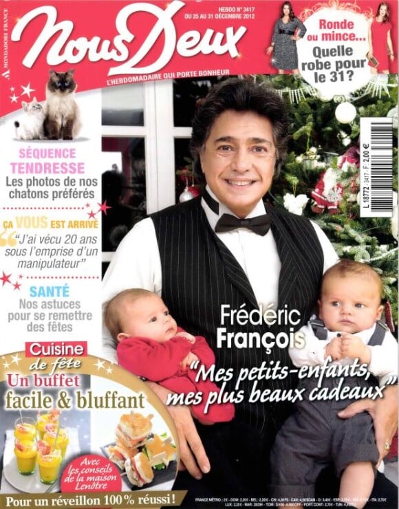 Frédéric François fait la couverture de Nous Deux avec ses petits-enfants, en kiosques depuis le 24 décembre 2012.