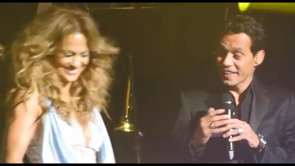 Jennifer Lopez : Marc Anthony et ses enfants sur scène pour son dernier show !